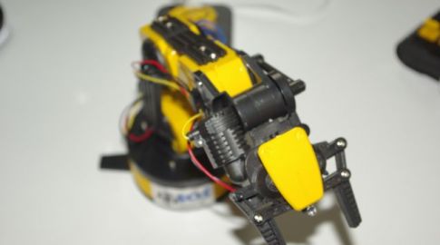 Party robot v Partizánskom