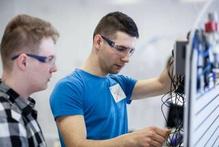 Strieborný piest - Pneumatika (3)-800