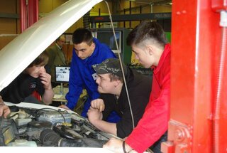 Študijné odbory - mechanik elektrotechnik AE