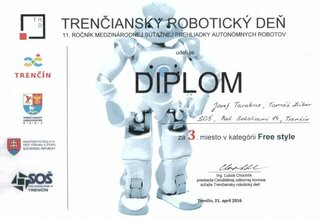 Diplomy žiakov SOŠ Trenčín