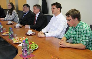 Delegácia Technického inštitútu (Koblenz), vedená Paulom Murdersom, na Úrade TSK s Mgr. Jurajom Gerlicim a jeho spolupracovníkmi