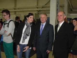 Prezentácie - P1120032