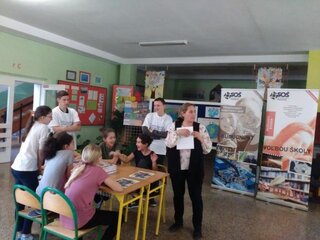 ZĹˇ VĂ˝chodnĂˇ 4 (18)