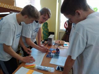 ZĹˇ VĂ˝chodnĂˇ 4 (23)