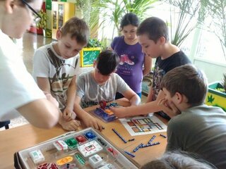 ZĹˇ VĂ˝chodnĂˇ 4 (26)