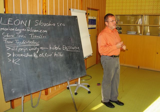 Experti z praxe prednášajú na našej škole